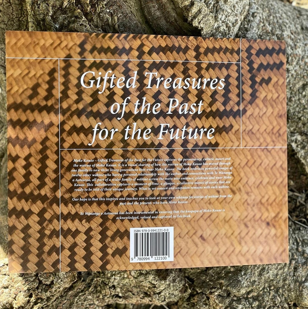 Moko Kauae Book - Gifted Treasures of the Past for the Future